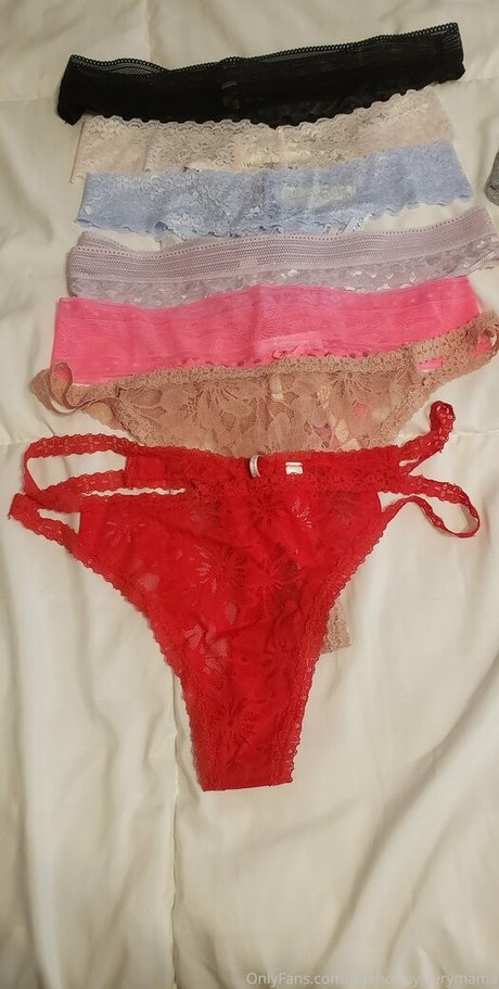 onehotmysterymama onlyfans nudes leak