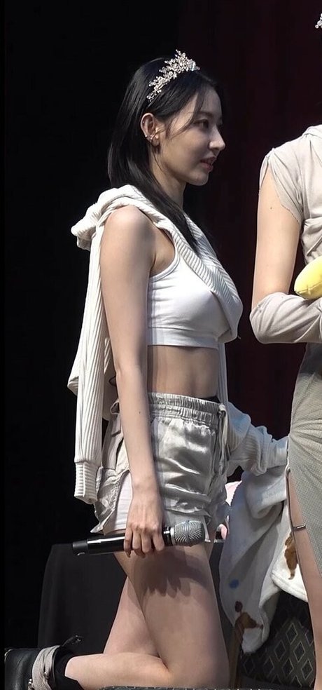 WomenK pop onlyfans model images