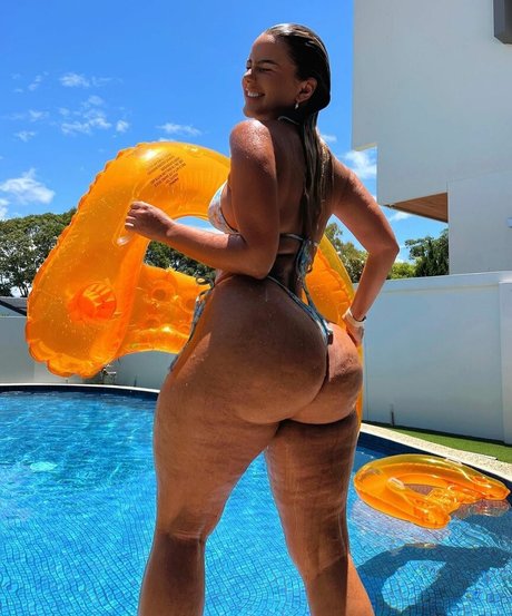 Karina Irby leaks only fans