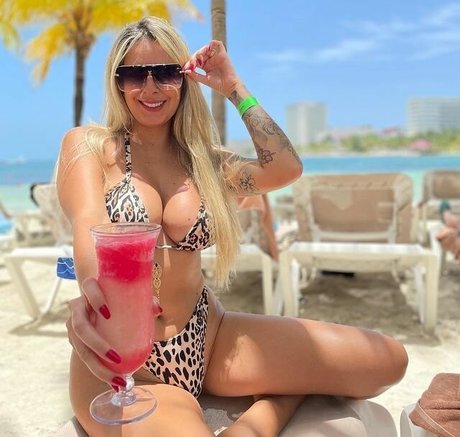 Joyce Gumiero onlyfans archive