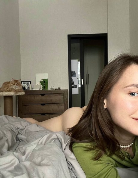 Toma Efremova onlyfans creator