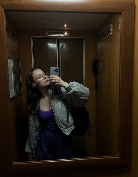 Toma Efremova nudes leaked onlyfans