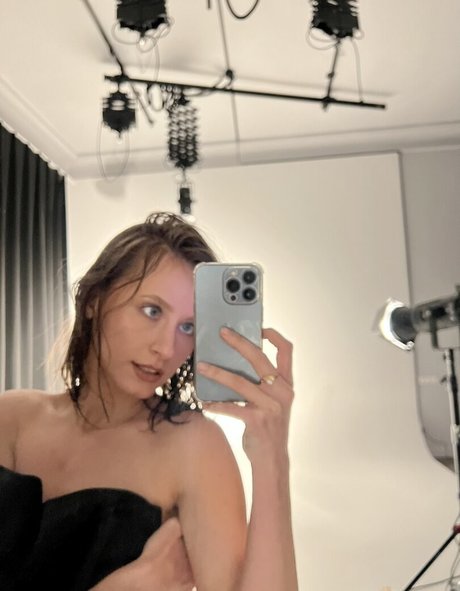 Toma Efremova onlyfans exposed