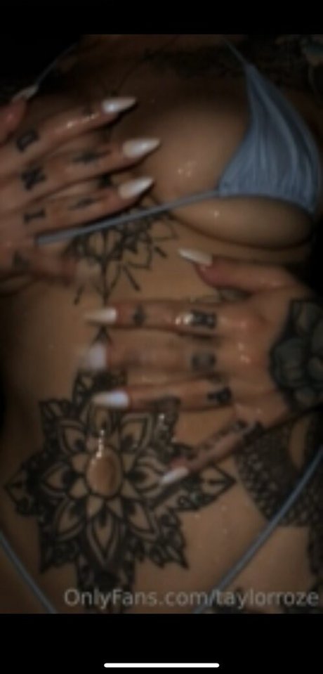 Taylor Roze onlyfans model images