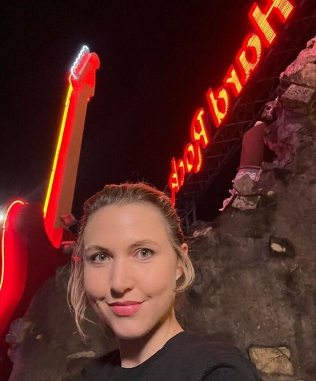 Taylor Tomlinson xxx only fans