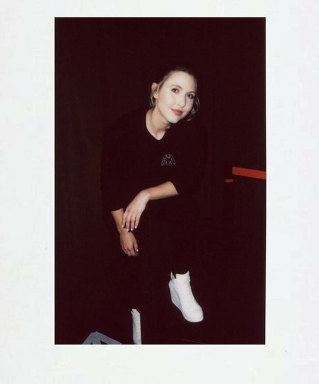 Taylor Tomlinson onlyfans full