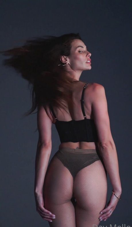 Dayane Mello Profile pic