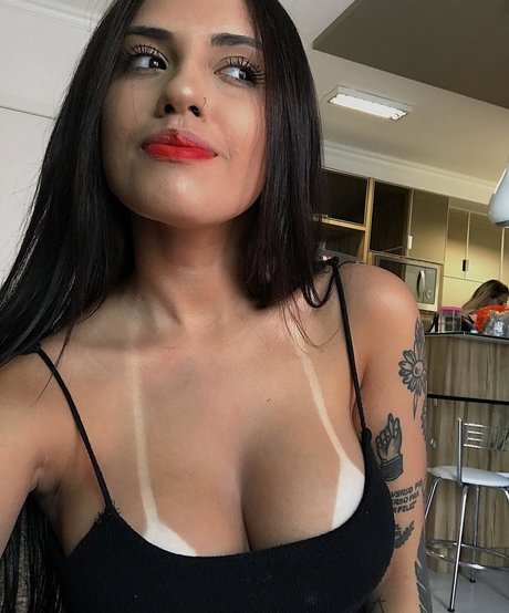 Vitoria Marcilio leaked onlyfans.