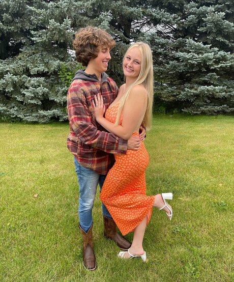 Anya Truax leaked onlyfans photos