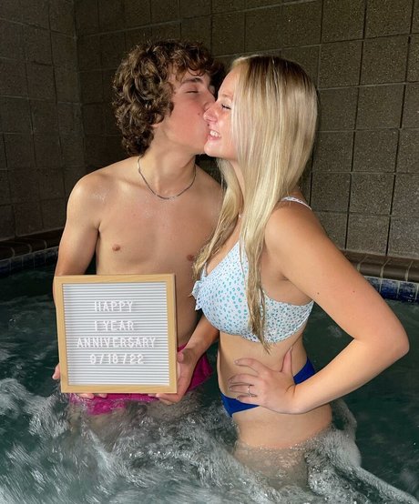 Anya Truax leaked porn onlyfans