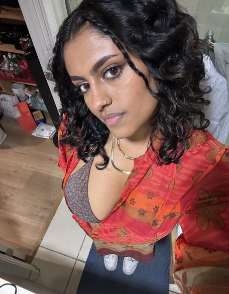 Yamini Nambimadom onlyfans leaks naked