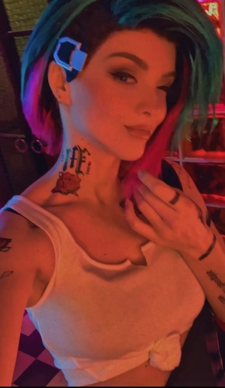 Sophie Katssby naked onlyfans leaks