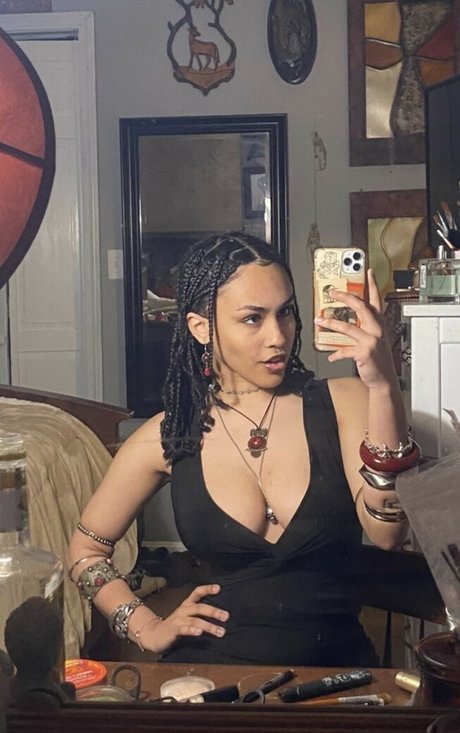 Aaliyeezy leaks onlyfans