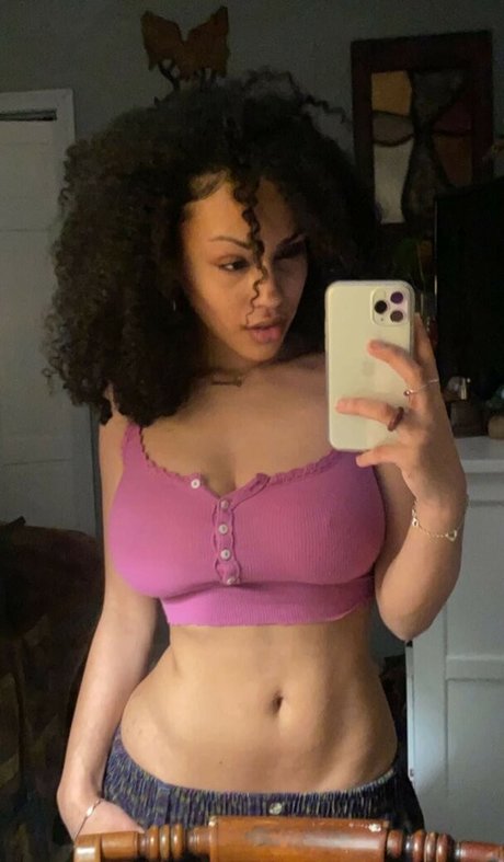 Aaliyeezy onlyfans nude leaked