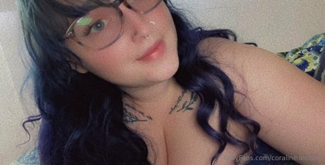 coraline leclaire onlyfans strip tease