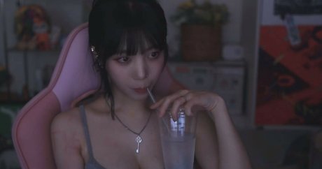 Baerasoni onlyfans model photo