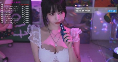 Baerasoni boobs onlyfans