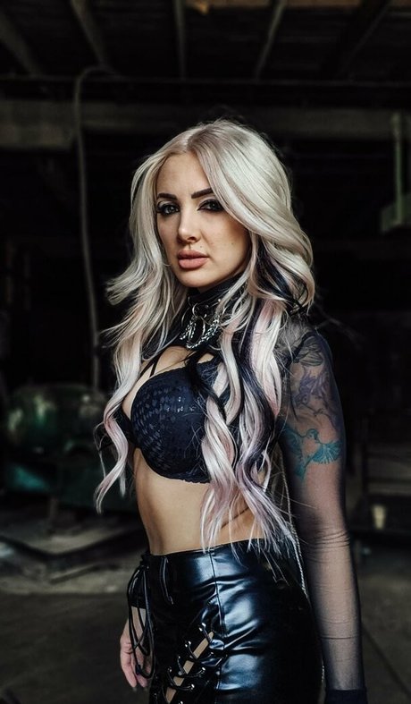 Addie Nicole Amick desnuda onlyfans