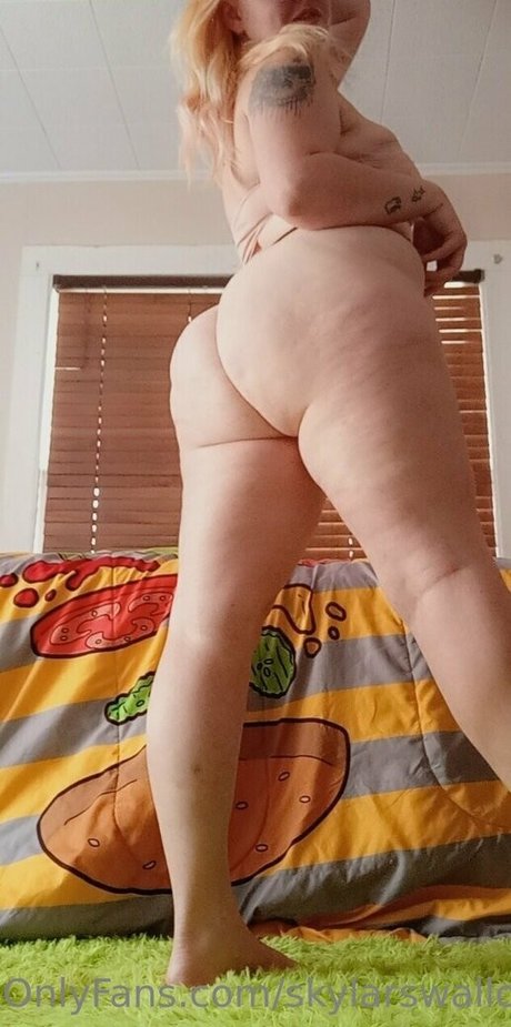 skylarswallows onlyfans leaked pics