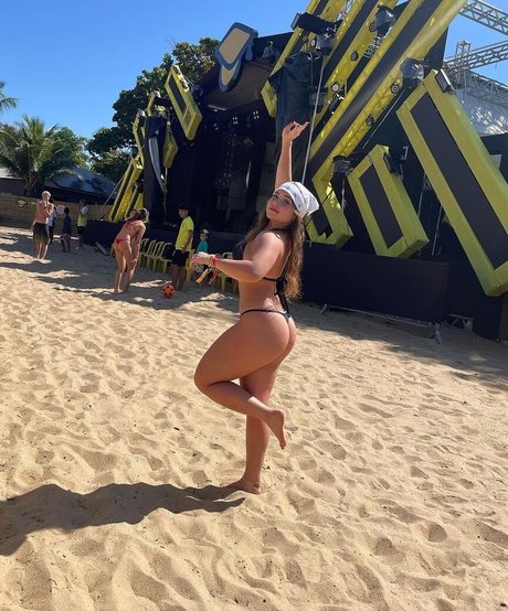 Sthefany Rios onlyfans nude pictures