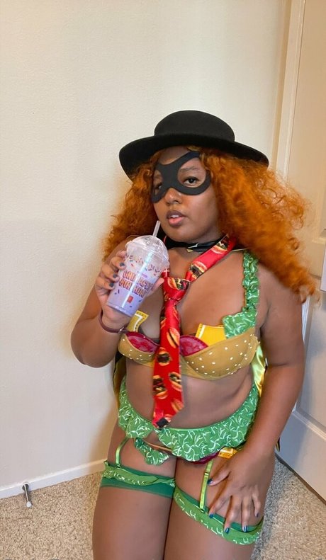 magicalmaladyfree nude onlyfans