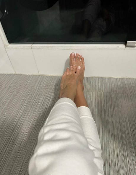 theenchantressb leaked only fans