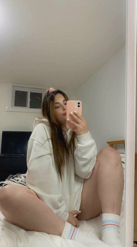 bellaapaigexo onlyfans images