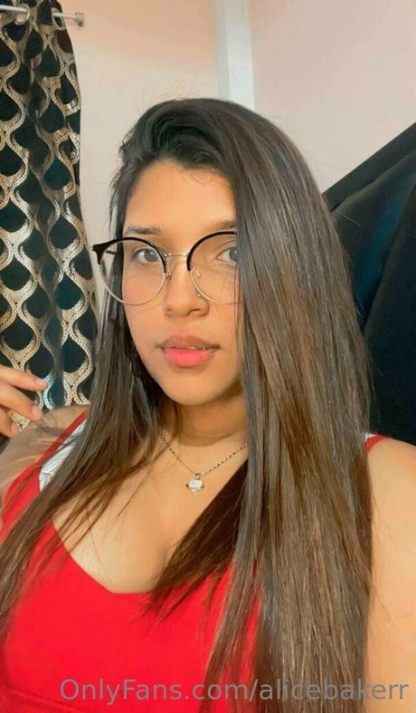 alicebakerr leaked onlyfans nude