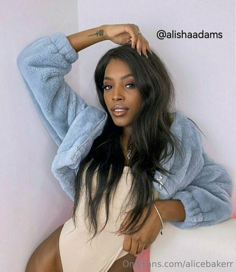 alicebakerr nude onlyfans leaked