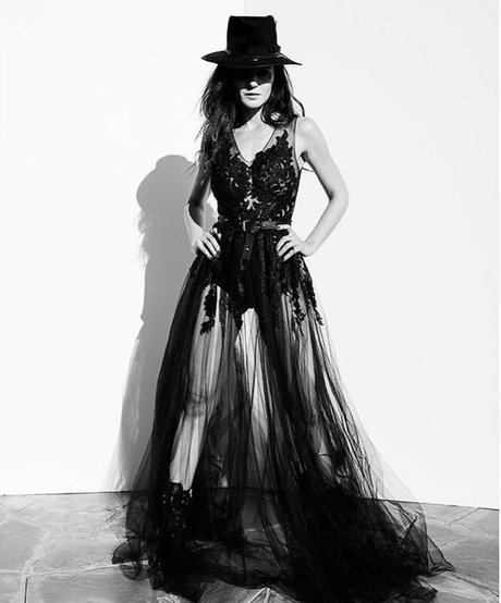 Emmanuelle Chriqui leaked only fans