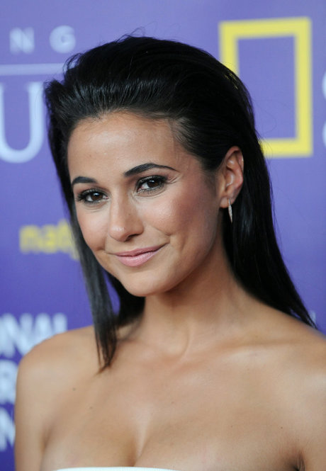 Emmanuelle Chriqui onlyfans star