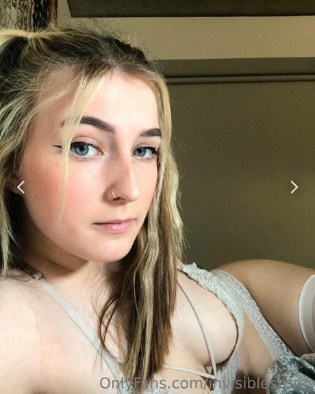 Invisiblestring nude onlyfans