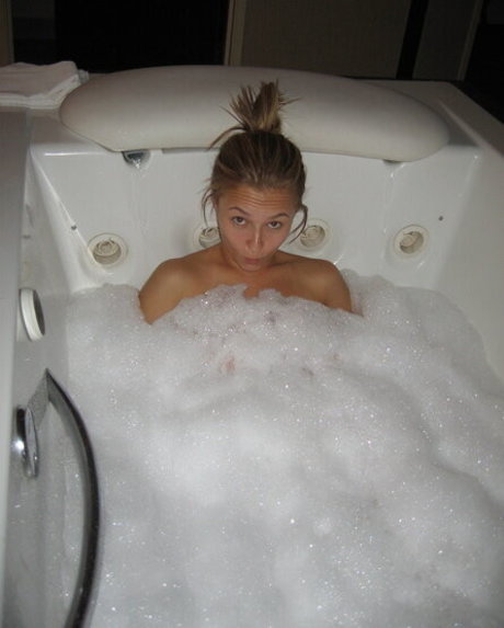 Hayden Panettiere sex onlyfans