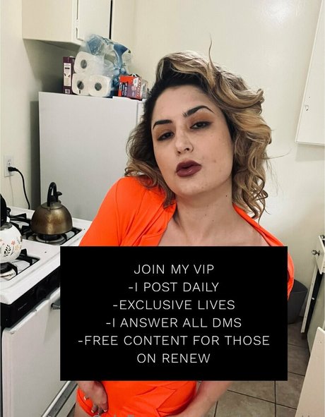 snarkybrunette onlyfans fotos