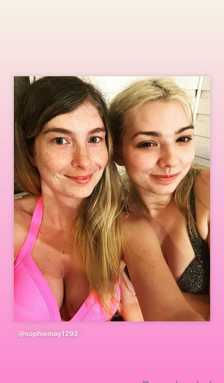 pansleylive onlyfans leak porn