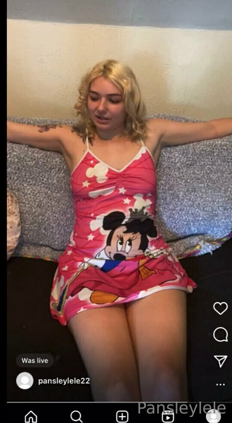 pansleylive onlyfans nude leaked