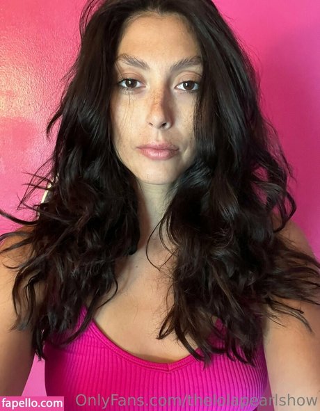 thelolapearlshow boobs onlyfans