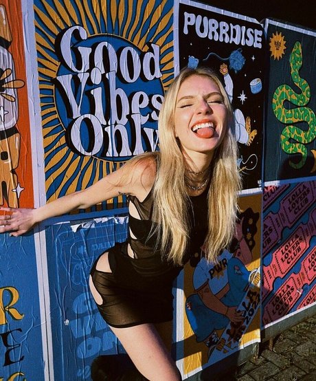 Fernanda Schneider is on onlyfans