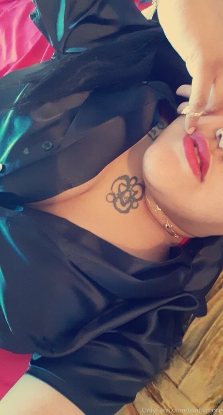 sinwithkim onlyfans hot