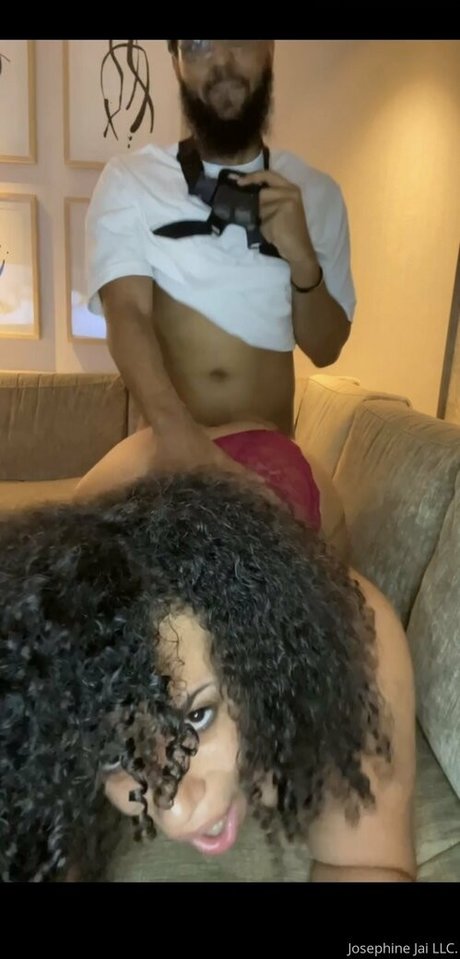 strokeitforher onlyfans tits