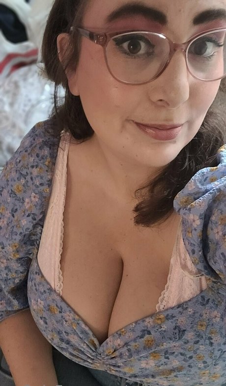 astrid rose22 leak only fans