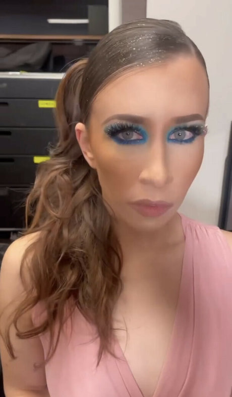 Aubrey Edwards onlyfans model images