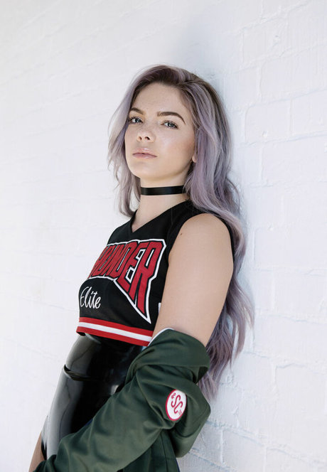 Louisa Johnson only fans leak nude