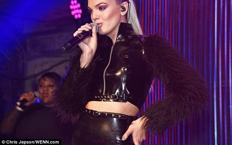 Louisa Johnson onlyfans leakes