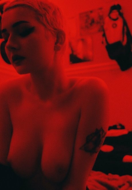 underboobgoddess onlyfans leaks.