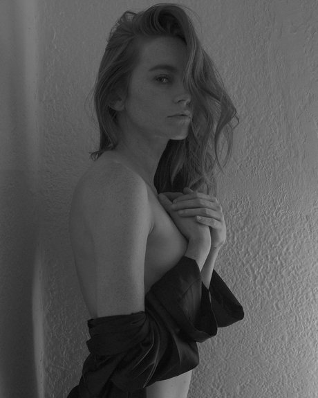 Holly Hicks nudes onlyfans leaks