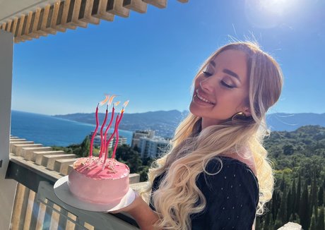 Anna Kostenko onlyfans leaked dirtyship