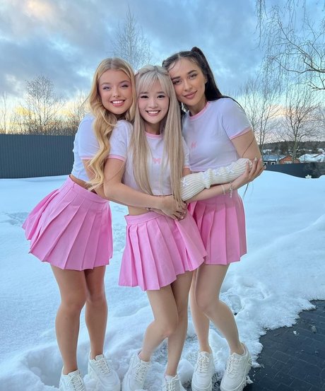 Kika Kim onlyfans leaj