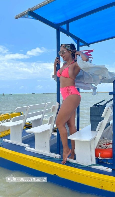 Valeria Valenssa only fans pic