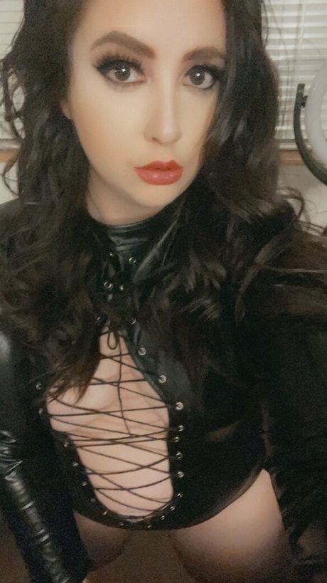 ava hadley leak only fans